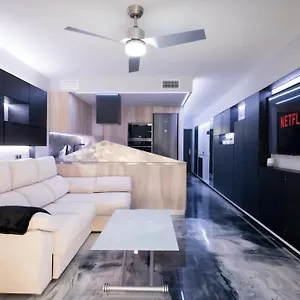 Apartamento La Farola - Luxury Domotic Flat In Puerto Deportivo, Marbella